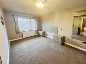 Bedroom- click for photo gallery